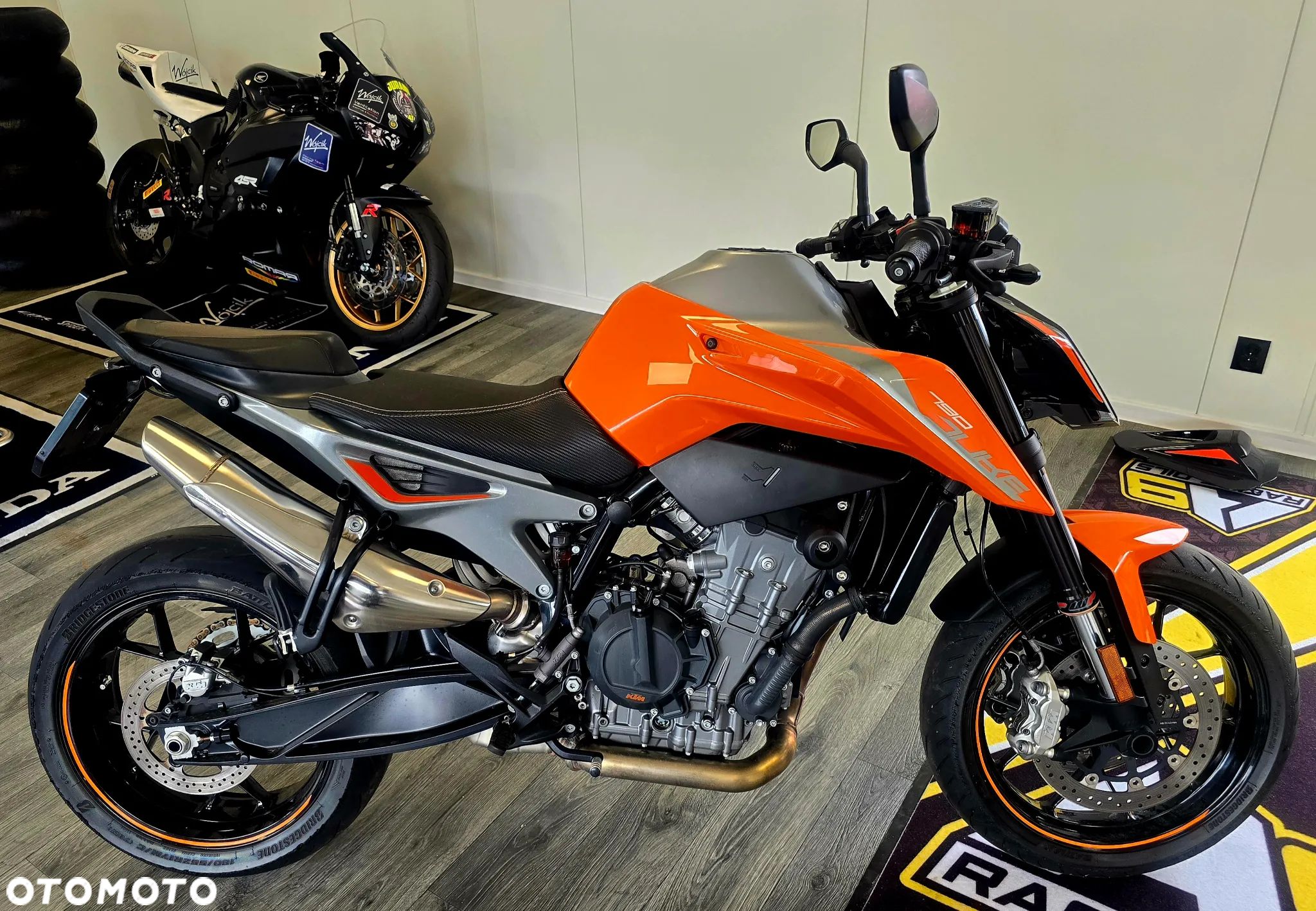 KTM Duke - 1