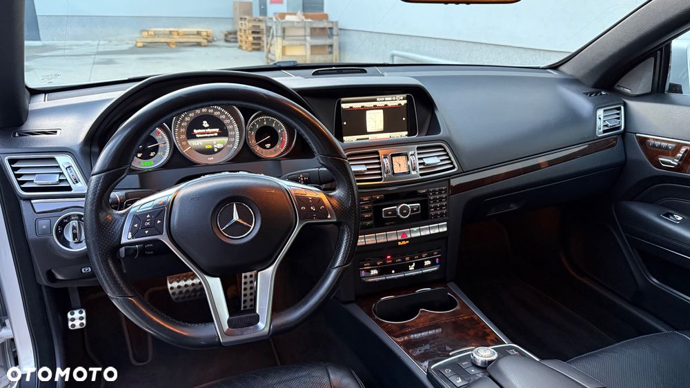 Mercedes-Benz Klasa E 500 Cabrio 7G-TRONIC V8 Edition - 7