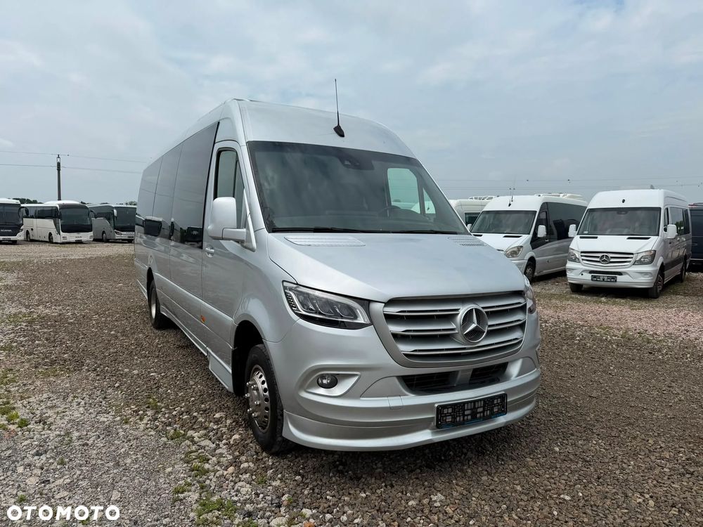 Mercedes-Benz Sprinter 519