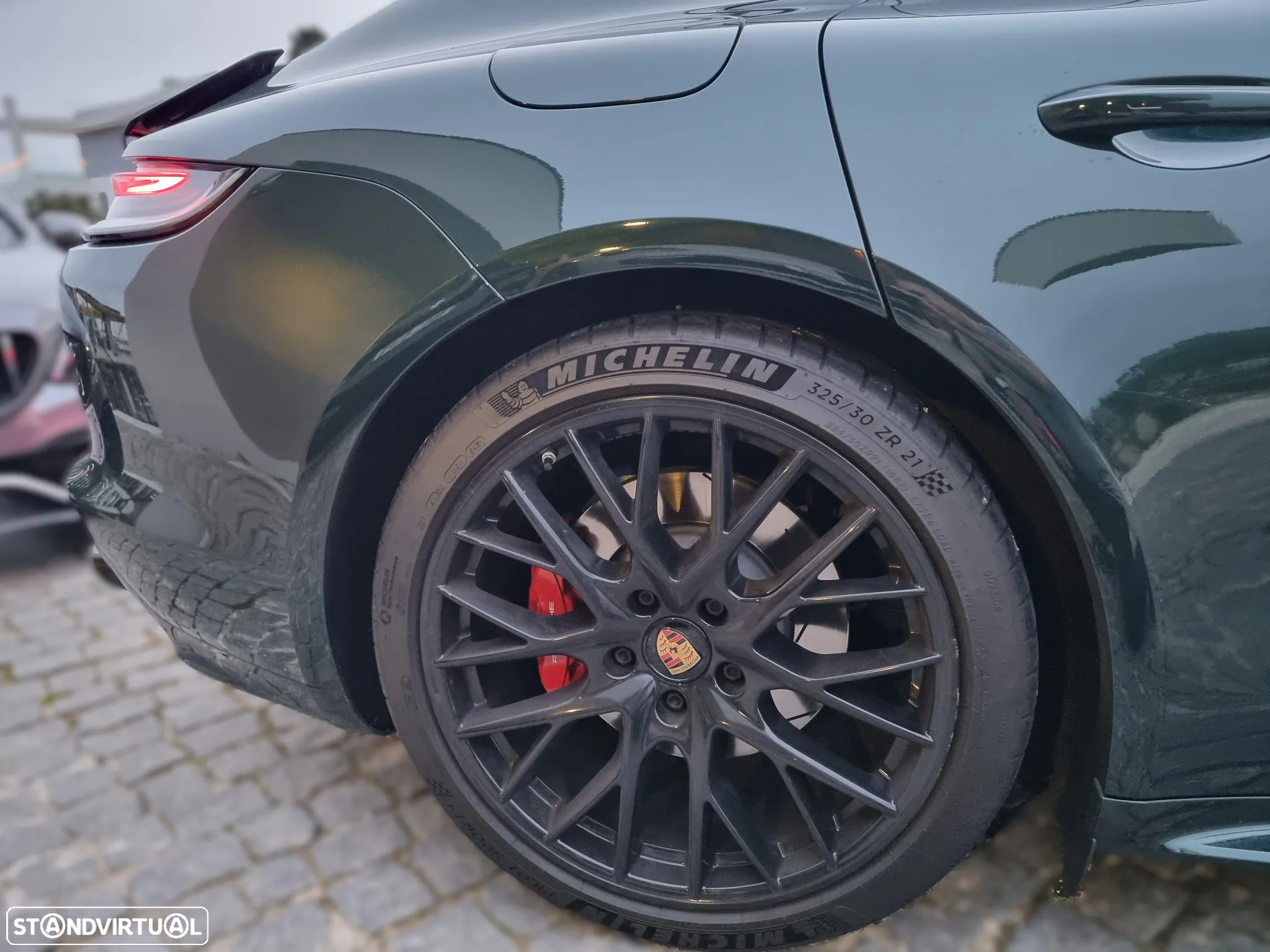 Porsche Panamera GTS - 16