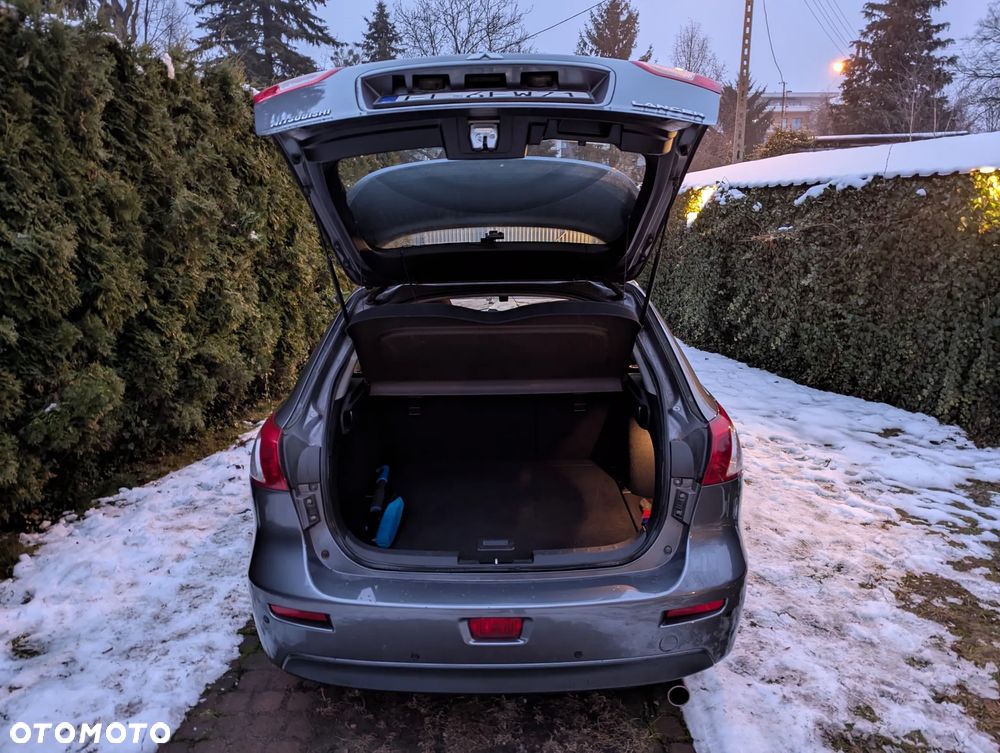 Mitsubishi Lancer 1.8 Invite - 16