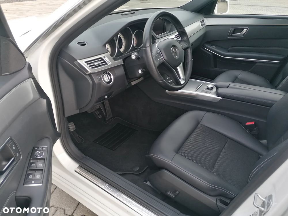 Mercedes-Benz Klasa E 200 T CDI DPF BlueEFFICIENCY 7G-TRONIC - 15