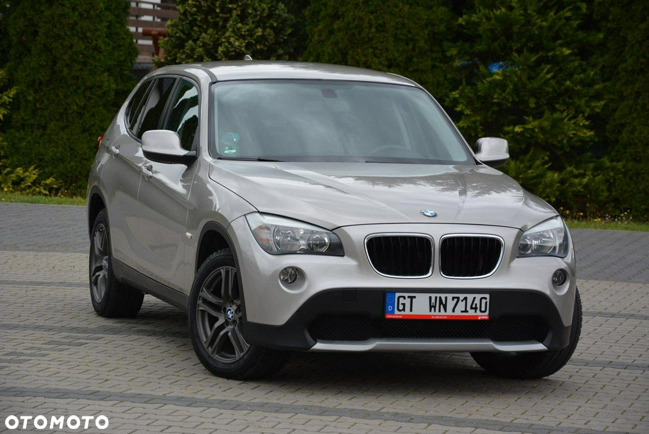BMW X1 xDrive20d - 8