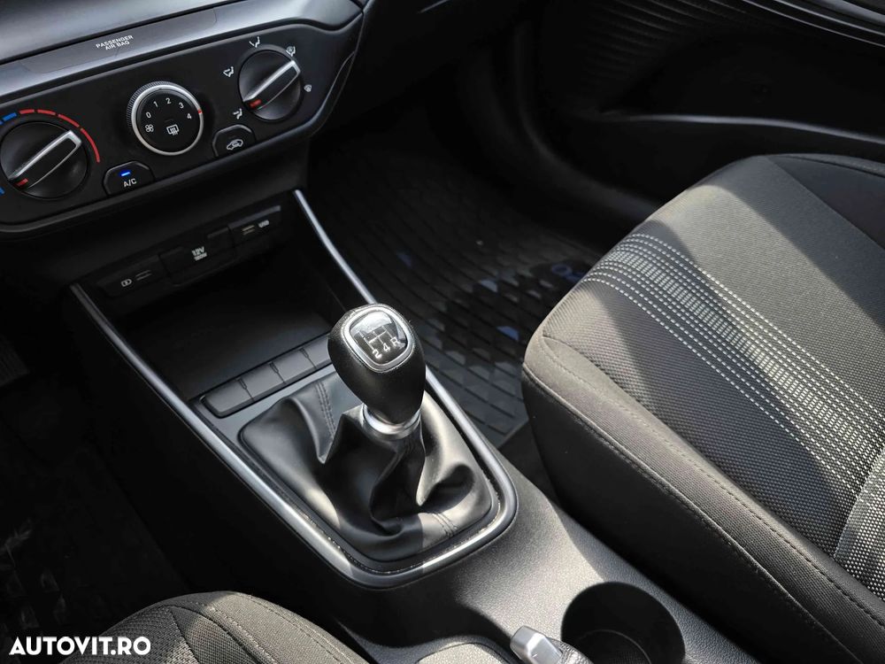 Hyundai i20 - 14