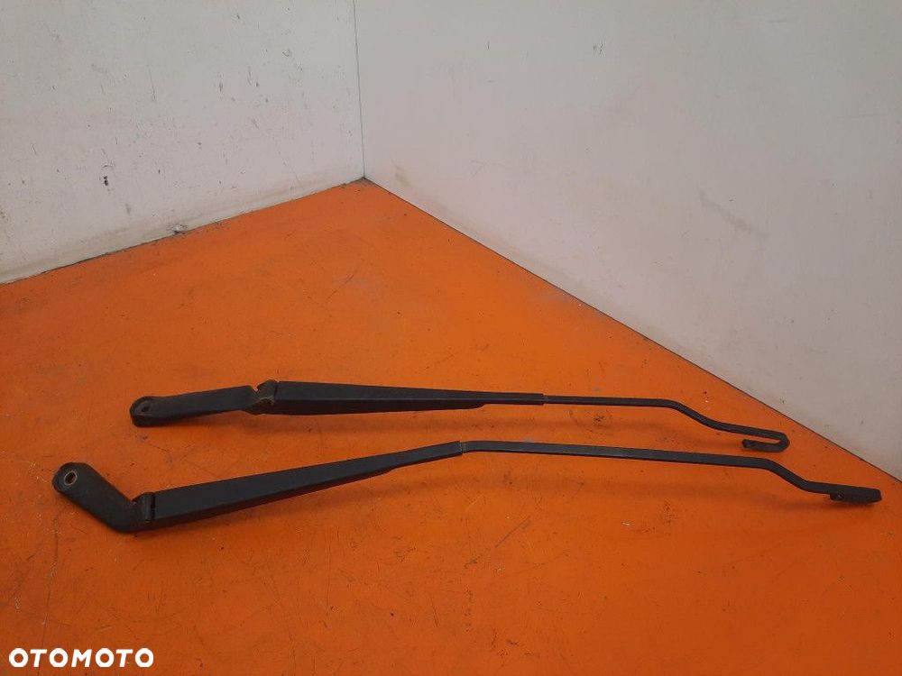 VOLKSWAGEN GOLF IV 97-06 1.4 KAT RAMIE WYCIERACZKI PRZÓD KOMPLET 1J1955409 - 1