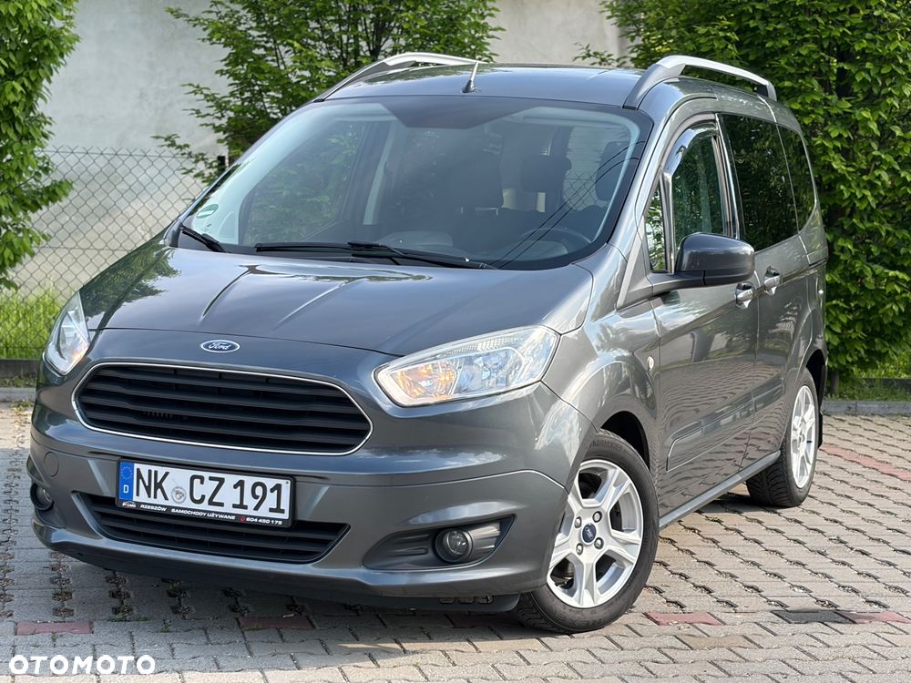 Ford Tourneo Courier 1.5 TDCi Ambiente - 4