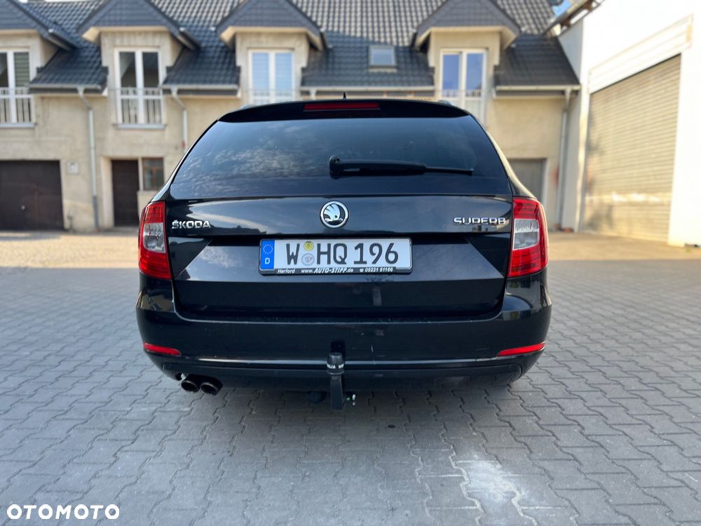 Skoda Superb 2.0 TDI Green tec DSG Active - 9