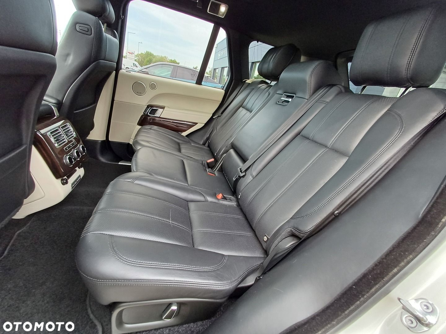 Land Rover Range Rover 4.4SD V8 Vogue EU6 - 32