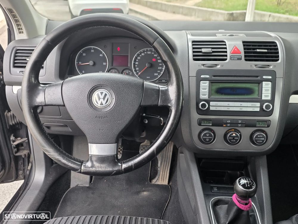 VW Golf 1.9 TDi DPF Comfortline - 10