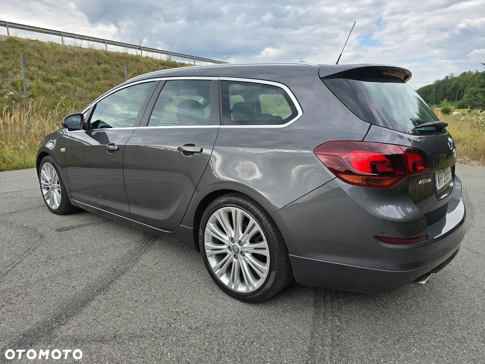 Opel Astra - 37