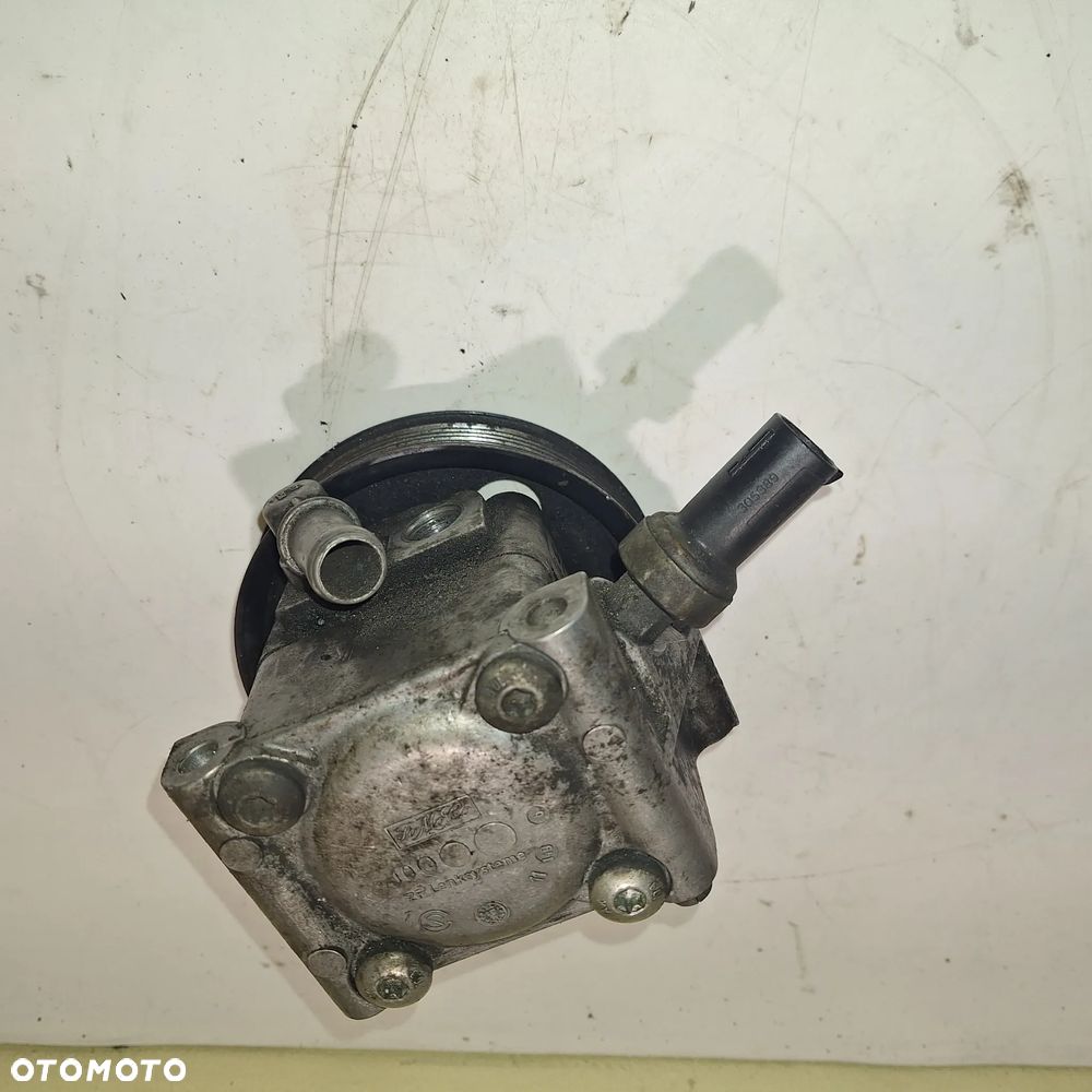 POMPA WSPOMAGANIA FOCUS MK2 C-MAX MK1 VOLVO S40 II V50 1.6 4M51-3A696-AB - 3