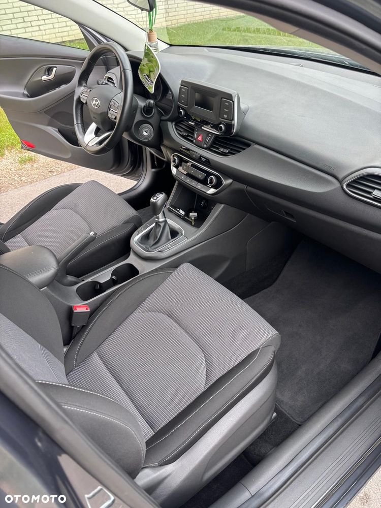 Hyundai i30 1.5 DPI Comfort - 11