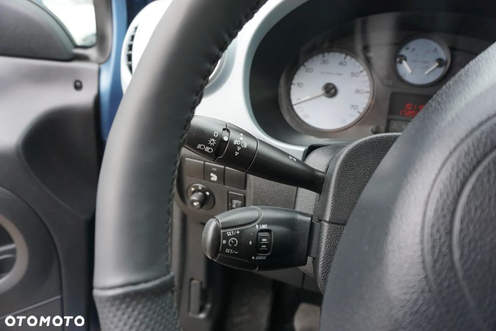 Citroën Berlingo Multispace HDi 90 FAP Tendance - 18