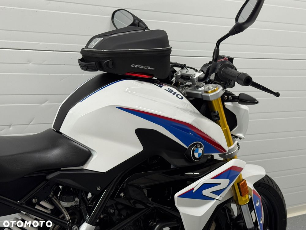 BMW G - 7