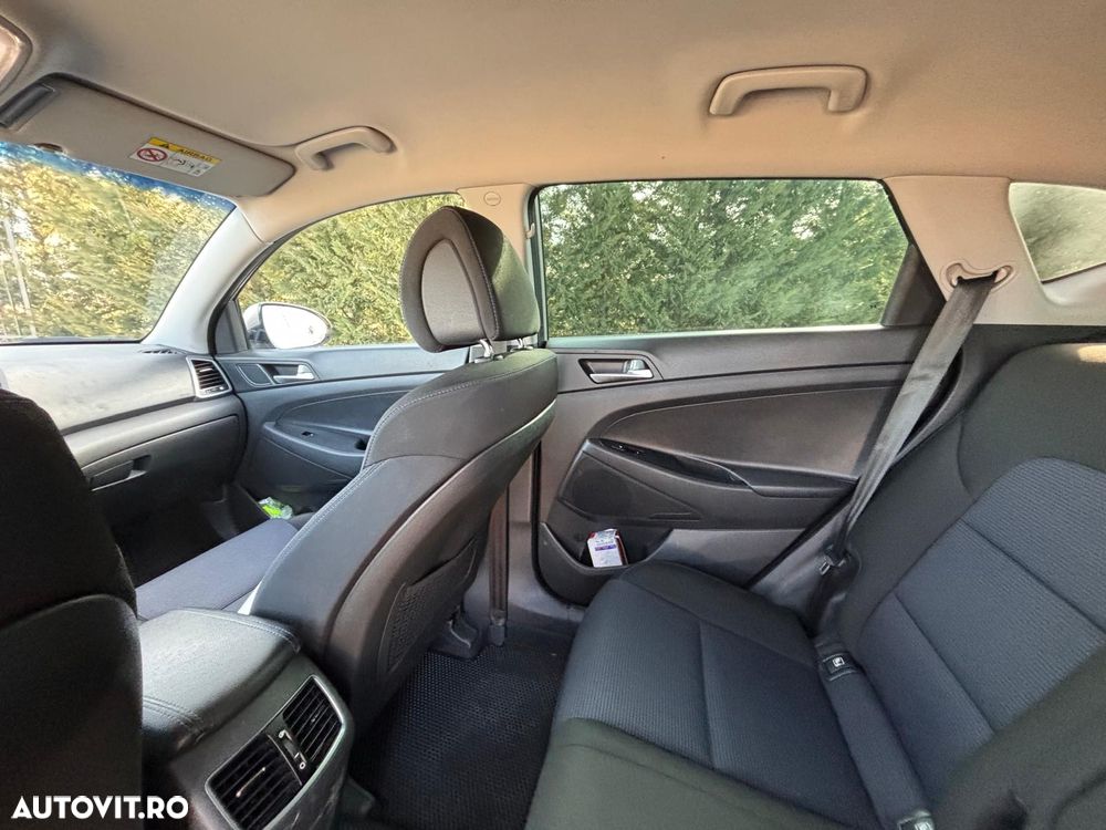 Hyundai Tucson 2.0 CRDI 2WD Style - 9