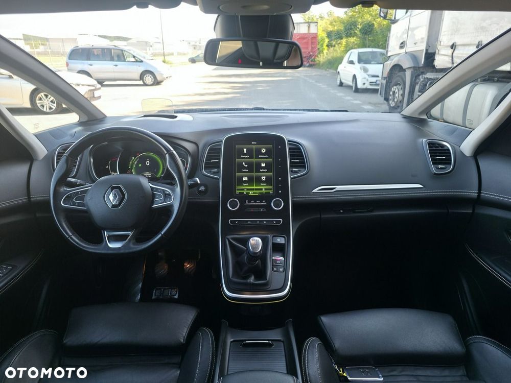 Renault Scenic - 12