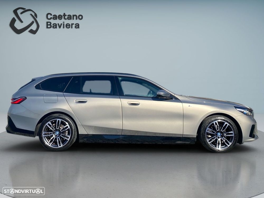BMW 530 e Pack Desportivo M - 26