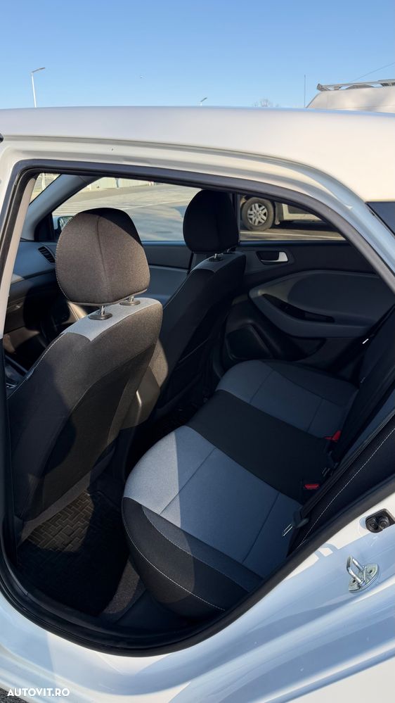 Hyundai i20 1.0 T-GDI 7DCT LED Line - 32