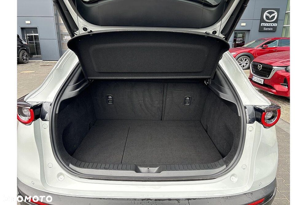 Mazda CX-30 2.0 mHEV Hikari 2WD - 24