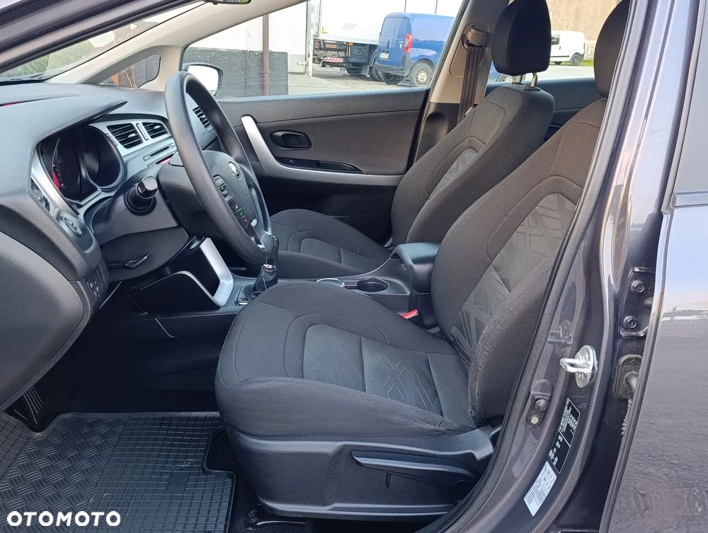 Kia Ceed 1.4 M - 17