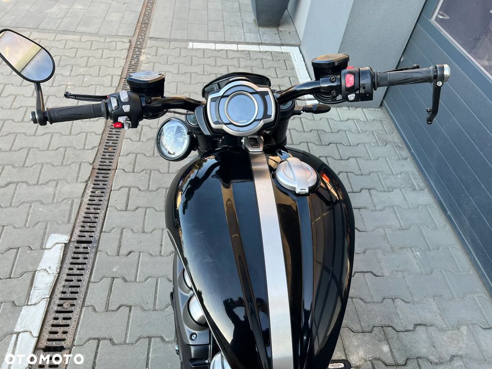 Triumph Rocket - 14