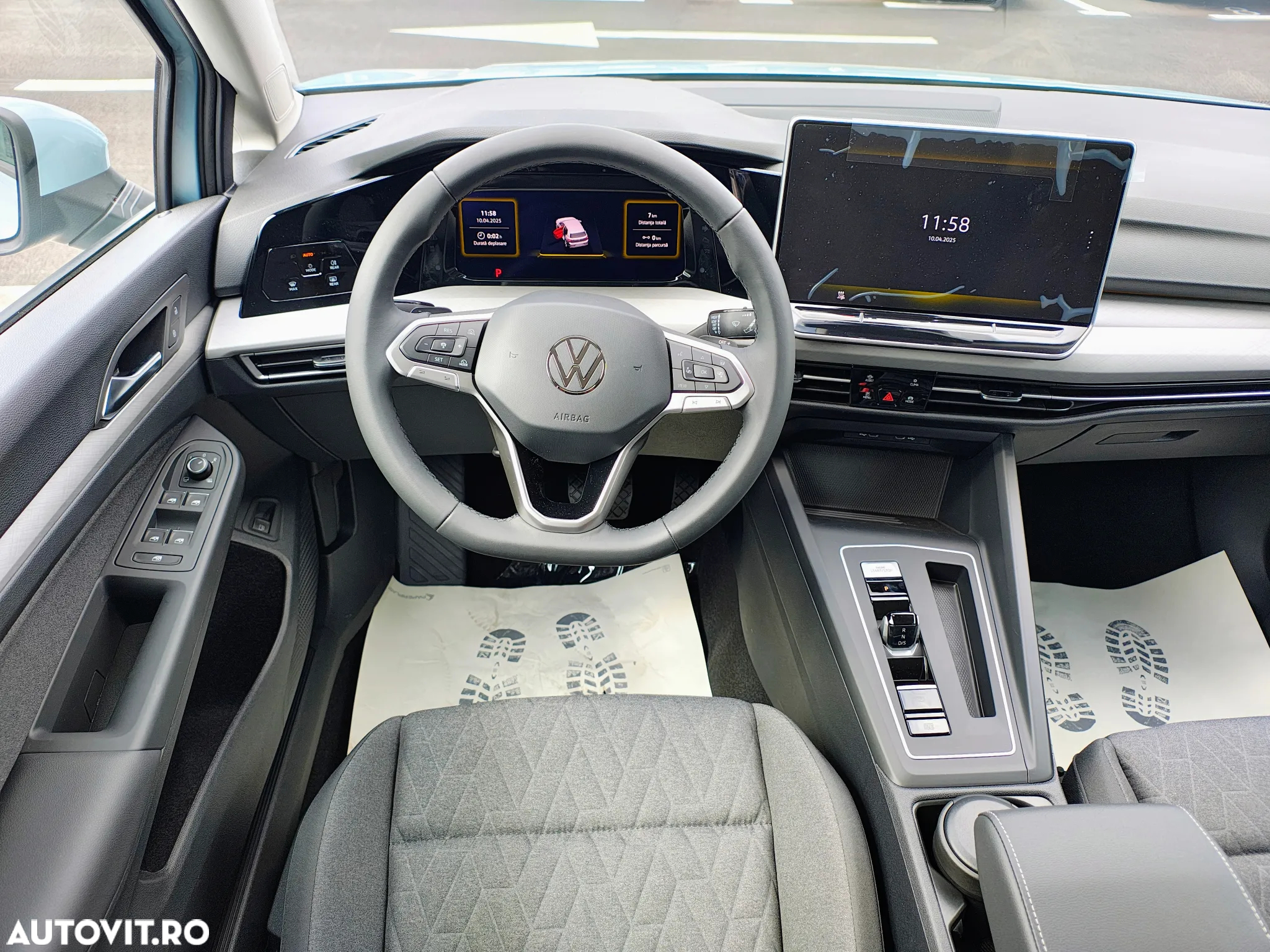 Volkswagen Golf - 9