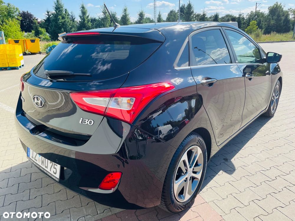 Hyundai i30 1.4 Passion - 4