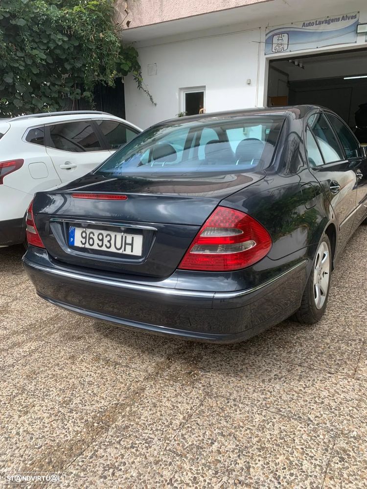 Mercedes-Benz E 220 CDI Avantgarde - 23