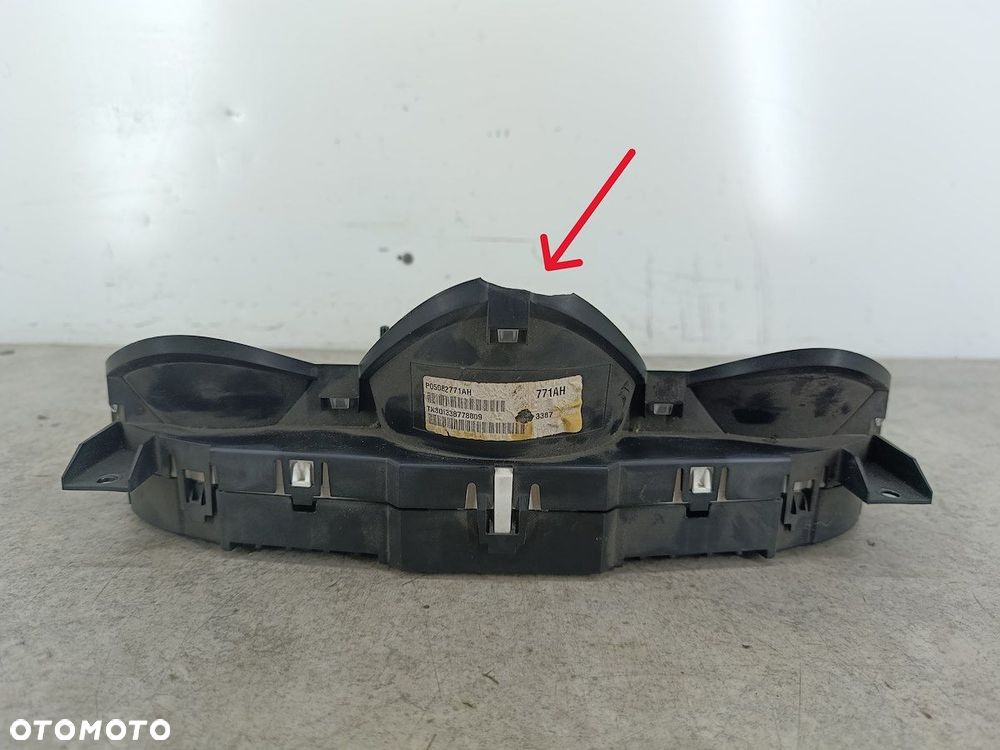 LICZNIK DODGE GRAND CARAVAN P05082771AH A2C53307723 3.3 V6 - 6