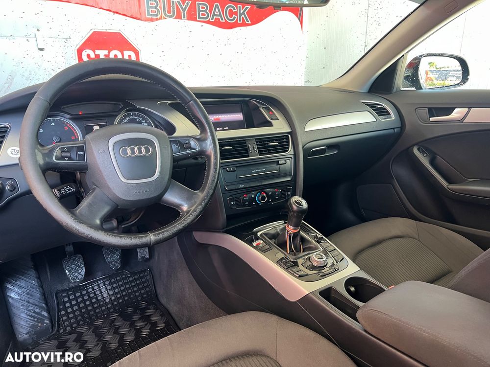 Audi A4 2.0 TDI B8 - 8