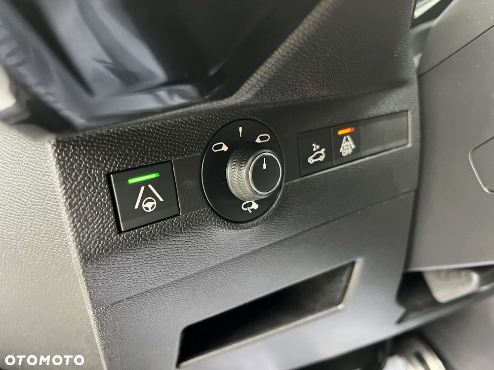 DS Automobiles DS 7 Crossback 1.6 PureTech Performance Line + - 25