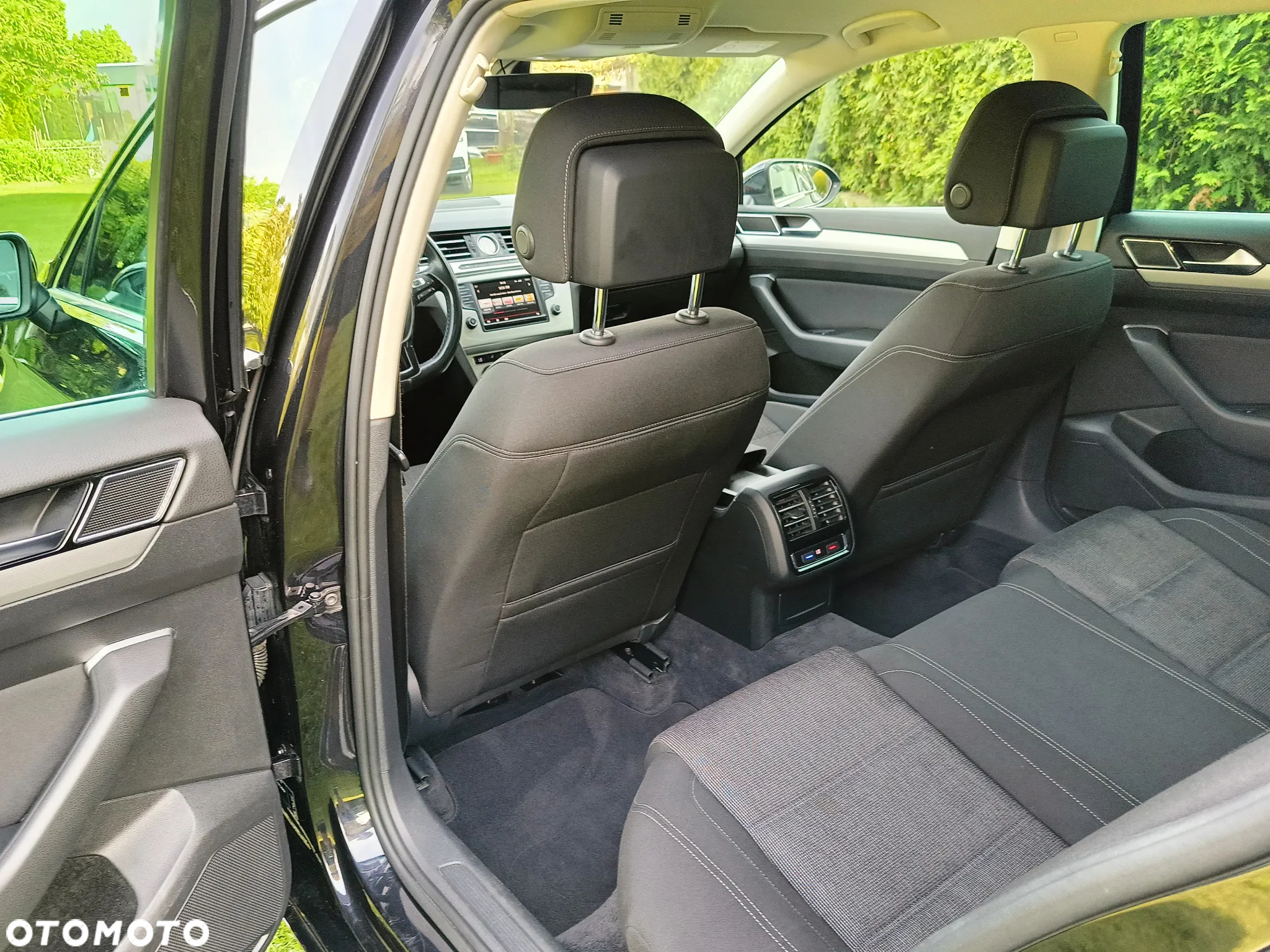 Volkswagen Passat Variant 2.0 TDI DSG (BlueMotion Technology) Highline - 12
