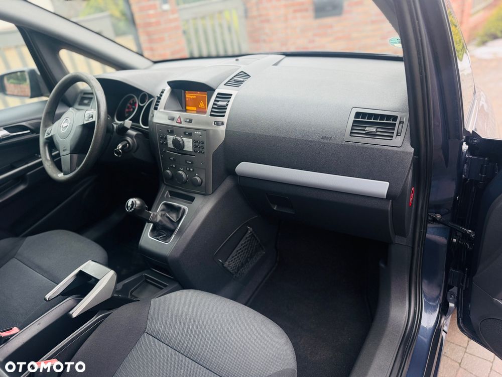 Opel Zafira 1.8 Edition Plus - 9