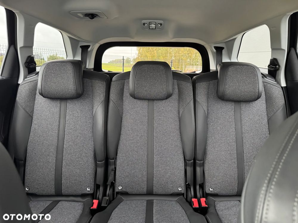 Peugeot 5008 BlueHDi 130 EAT8 Allure - 22