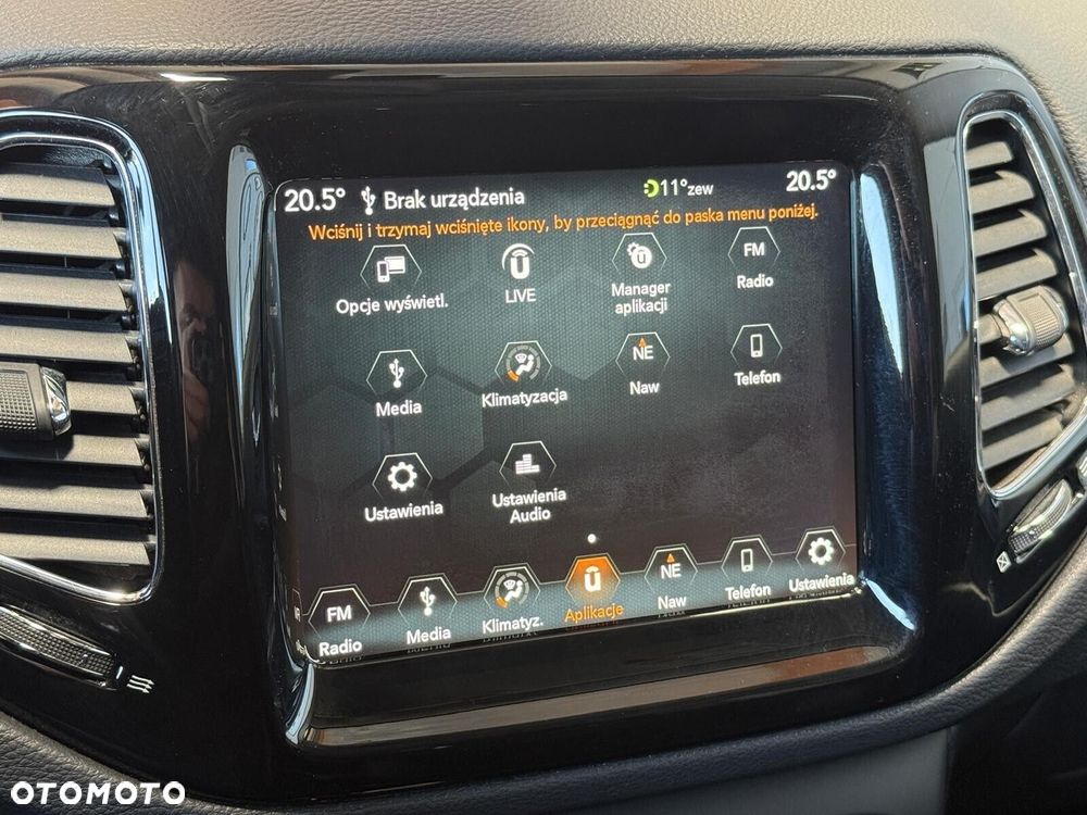 Jeep Compass - 25