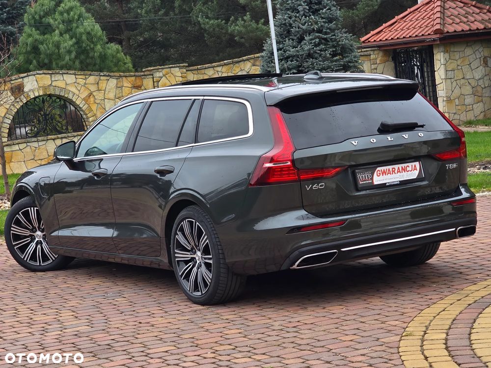 Volvo V60 T8 AWD Plug-In Hybrid Inscription - 2