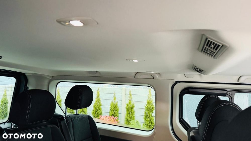 Renault Trafic 2.0 dCi EDC - 25