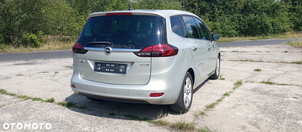 Opel Zafira 1.4 T Cosmo EcoFLEX S&S - 14