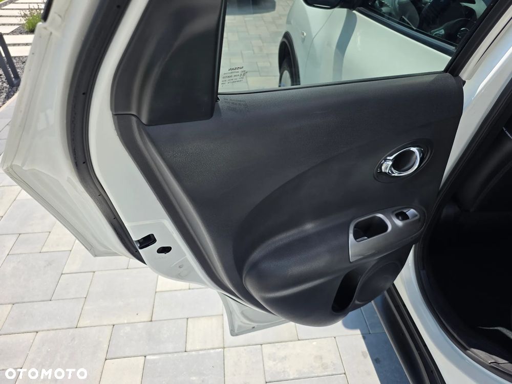 Nissan Juke 1.6 DIG-T Tekna - 17