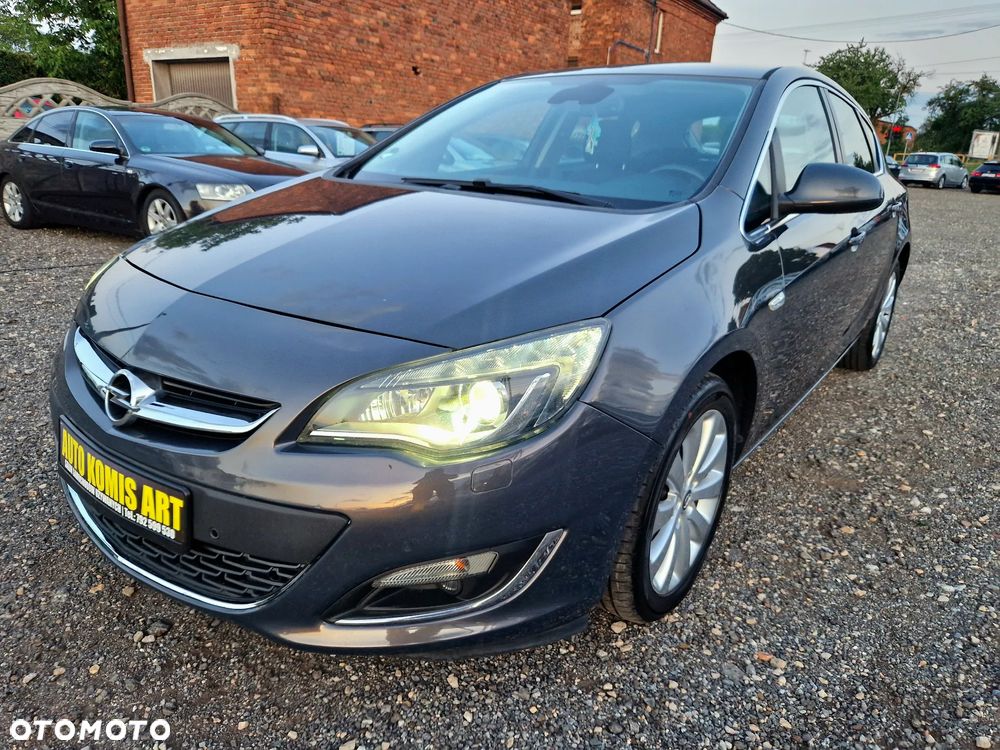 Opel Astra 1.4 Turbo Exklusiv - 4