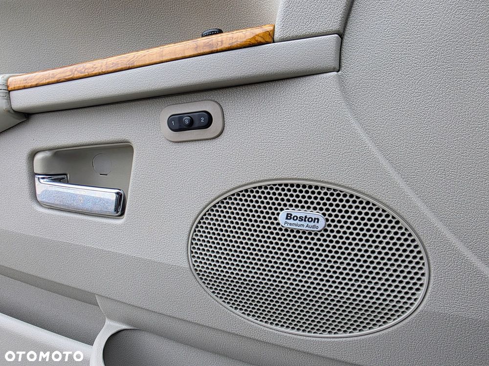 Jeep Grand Cherokee - 15