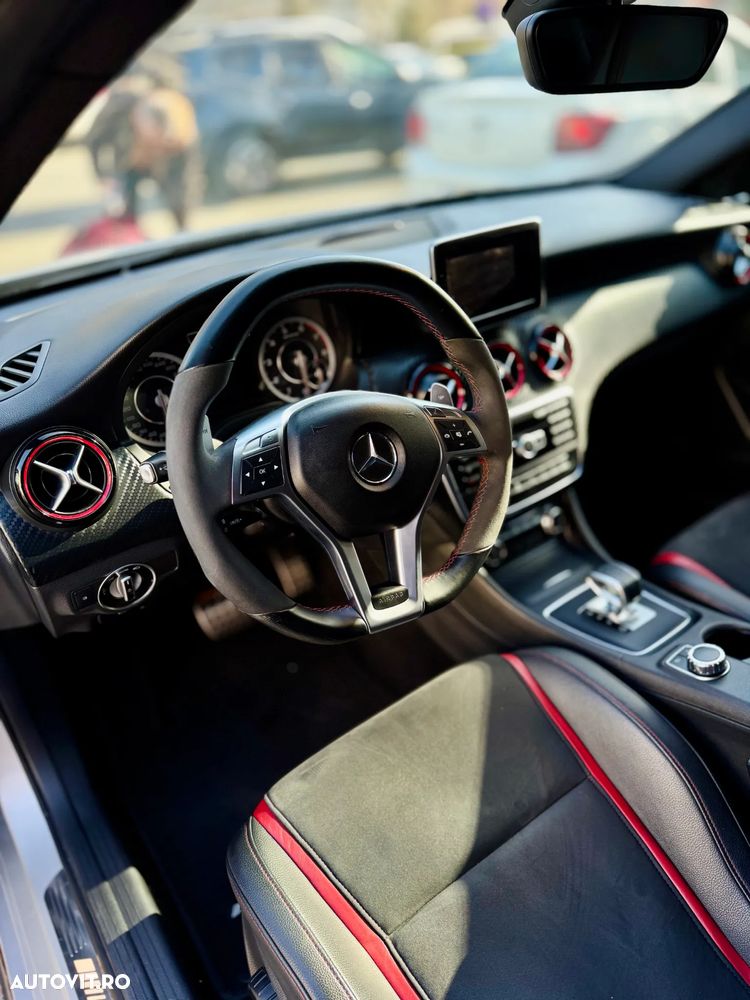 Mercedes-Benz A 45 AMG - 2