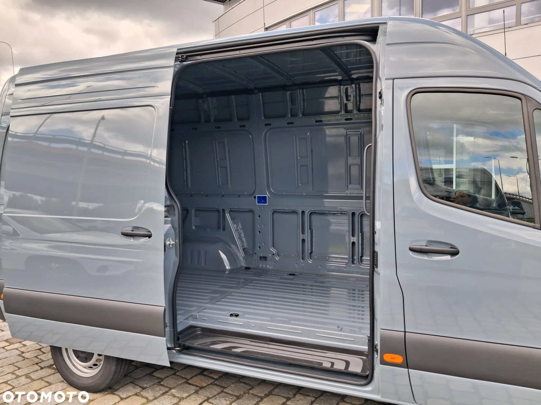 Mercedes-Benz Sprinter 317 CDI - 13