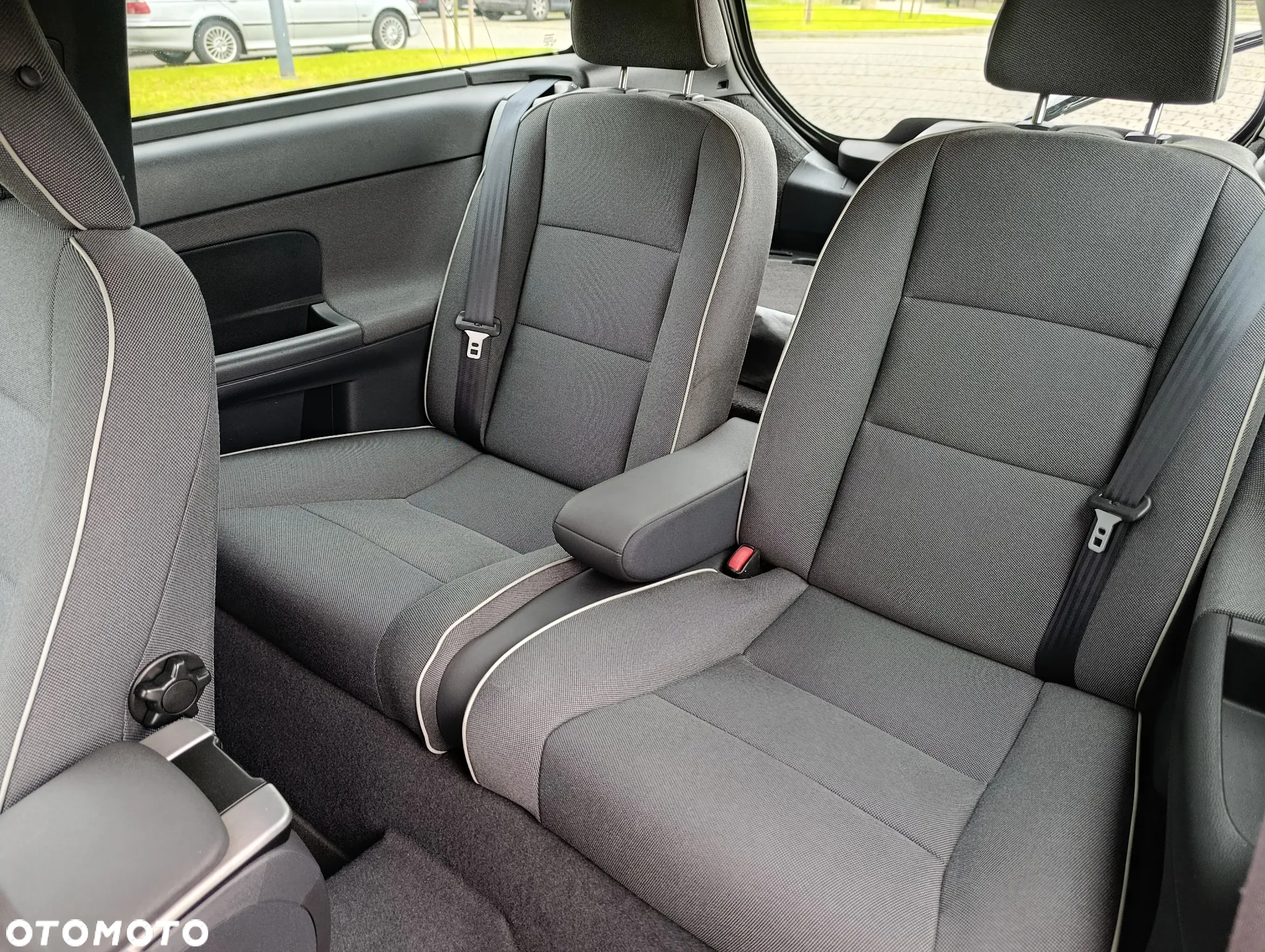 Volvo C30 1.6D - 14