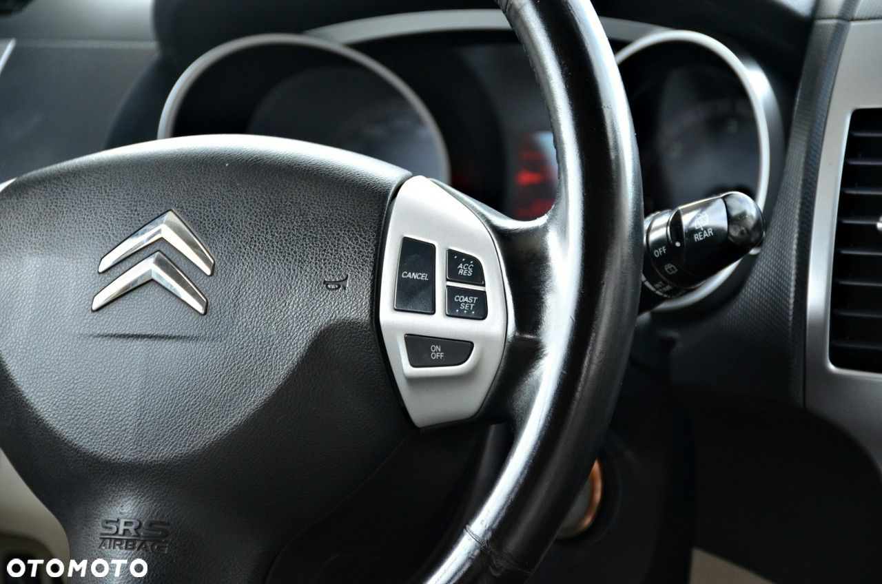 Citroën C-Crosser - 26