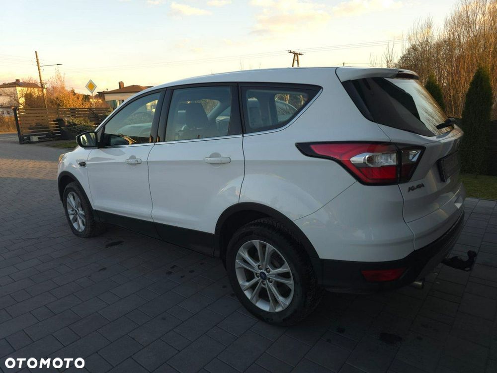 Ford Kuga - 6