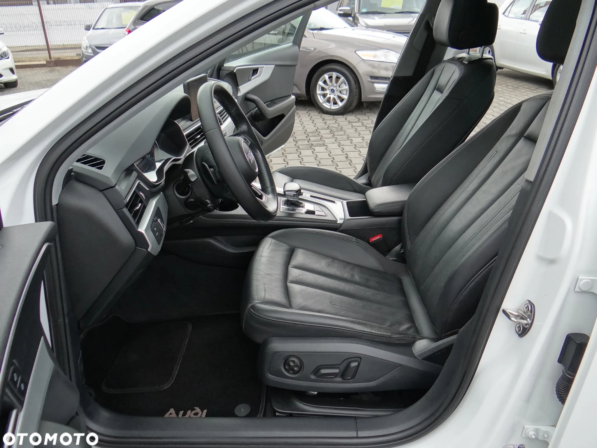 Audi A4 2.0 TFSI Quattro Sport S tronic - 23