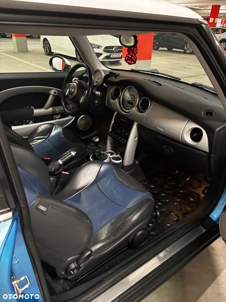 MINI Cooper Standard - 14