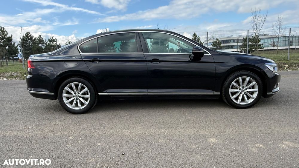 Volkswagen Passat 2.0 TDI DSG Highline - 11