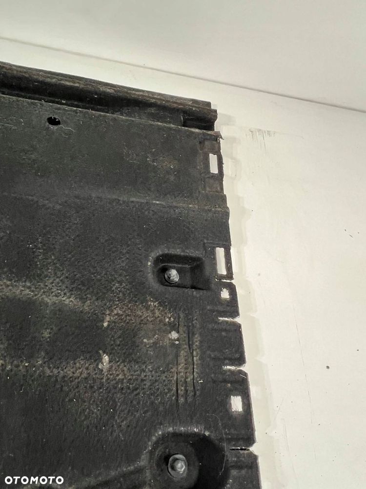 Osłona pod silnik 3.0 TDI Audi A4 S4 B8 8K - 9